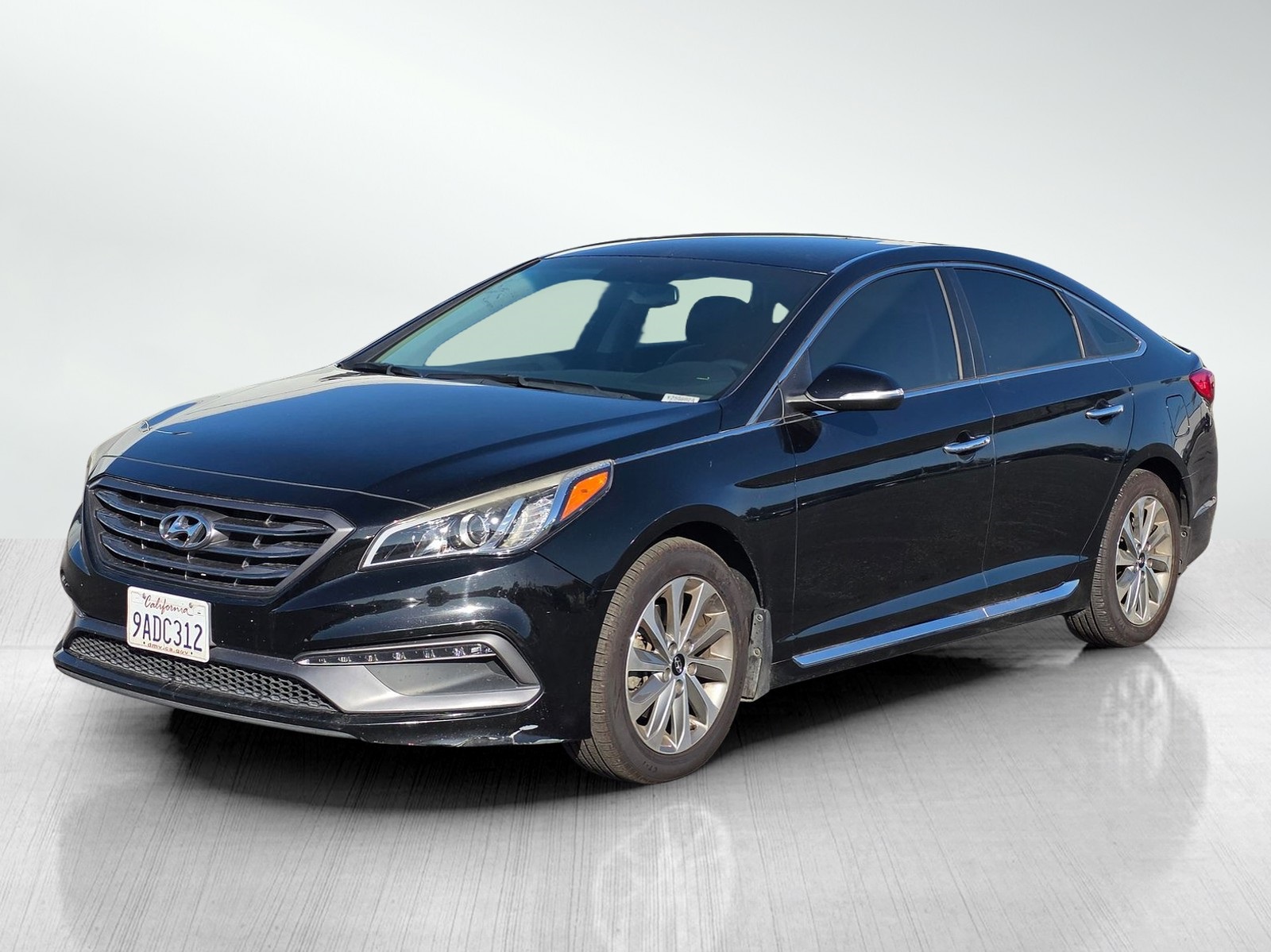 2016 Hyundai Sonata Sport photo 3