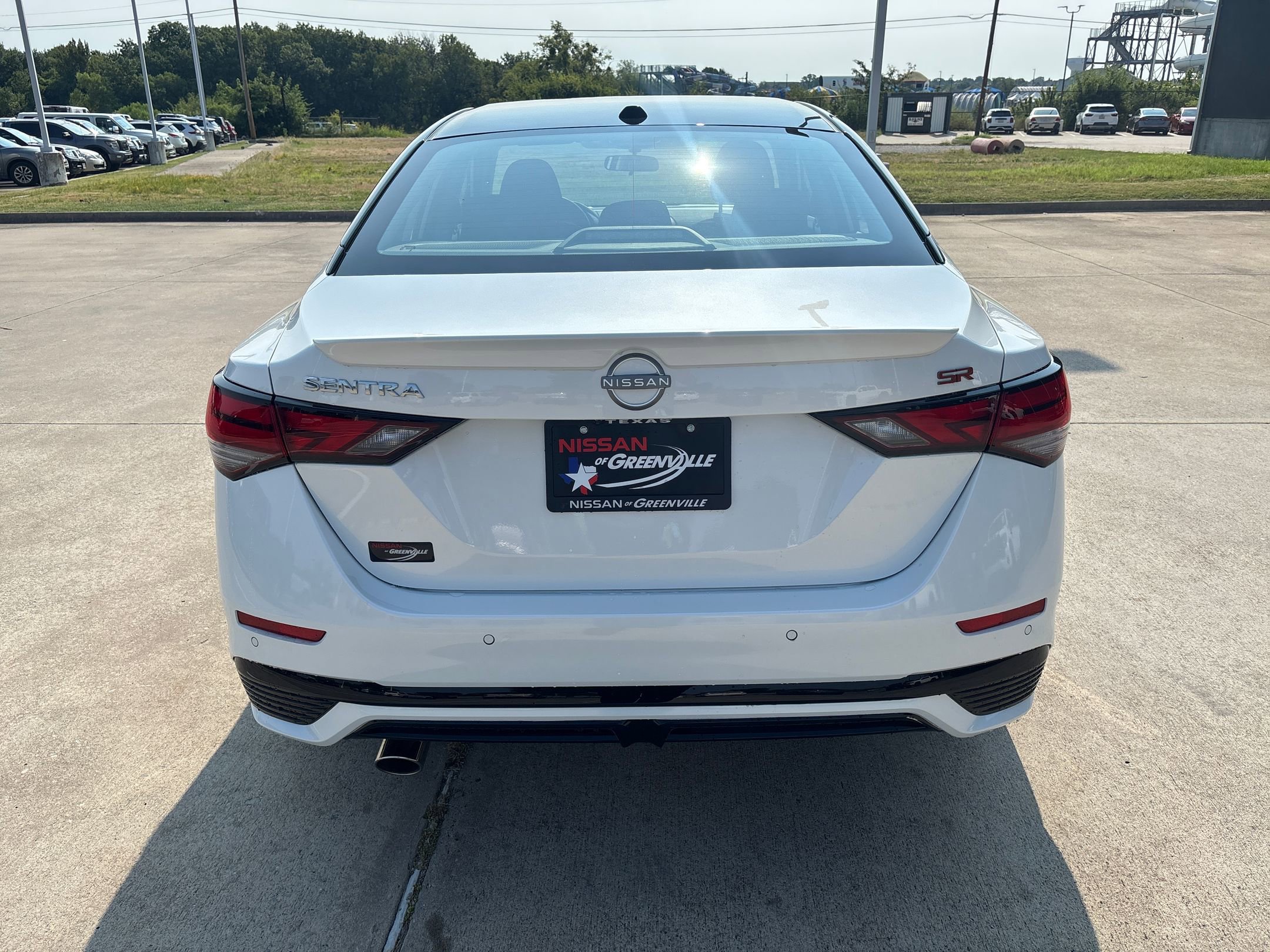 2025 Nissan Sentra SR photo 10