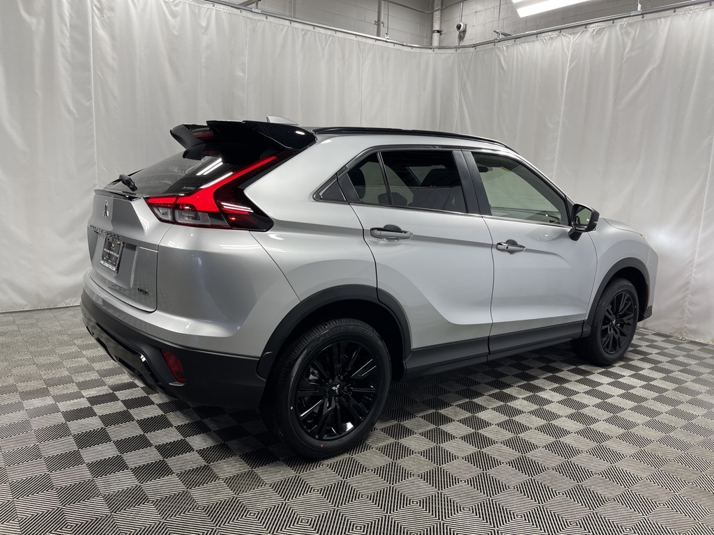 2025 Mitsubishi Eclipse Cross SEL photo 3