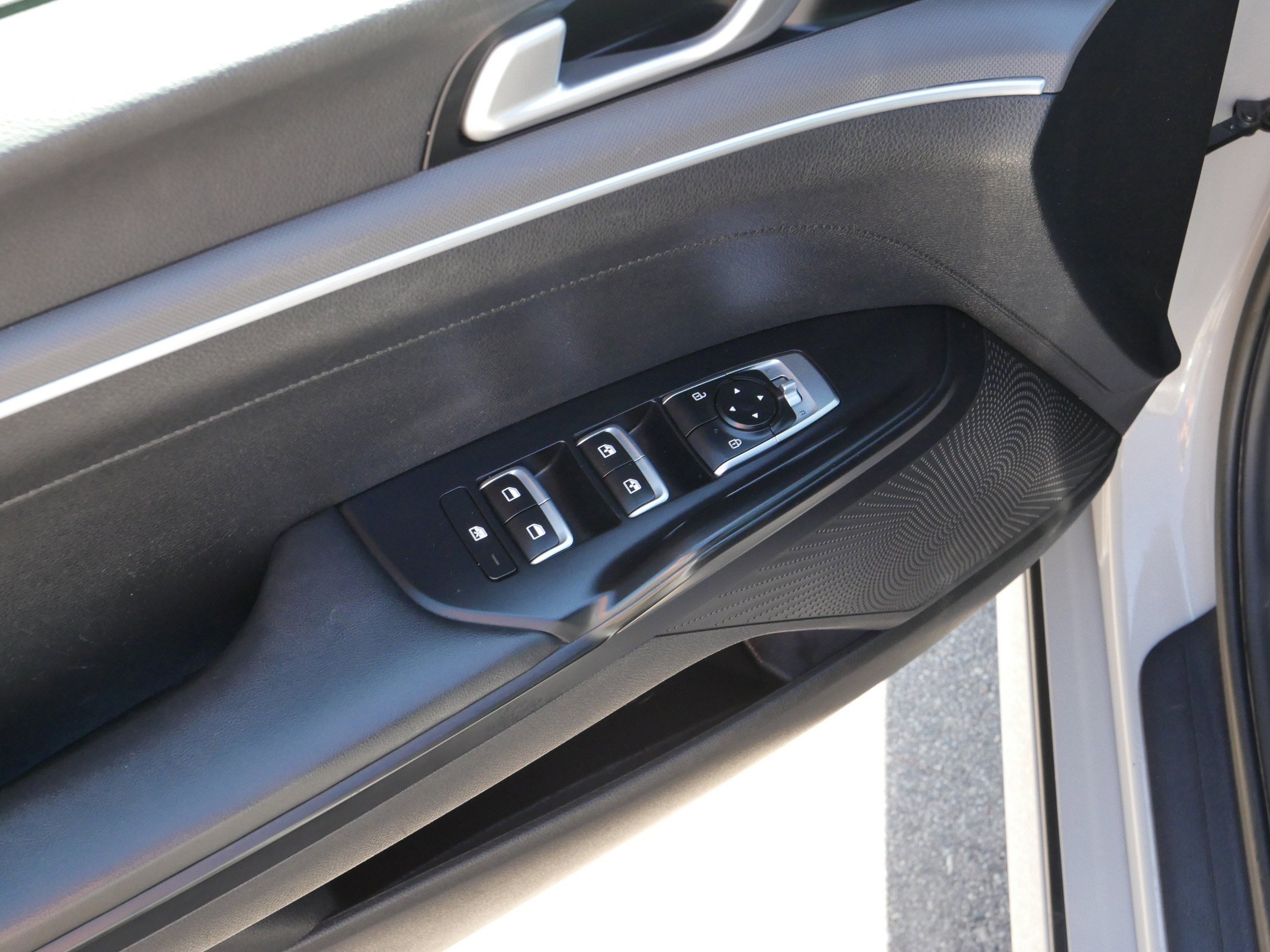 2022 Kia K5 GT-Line photo 19