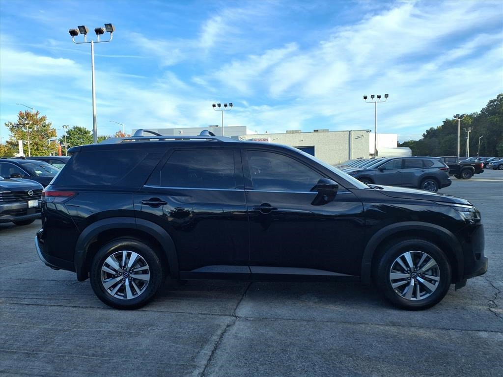 Image of Pre-Owned 2023 Nissan Pathfinder SL