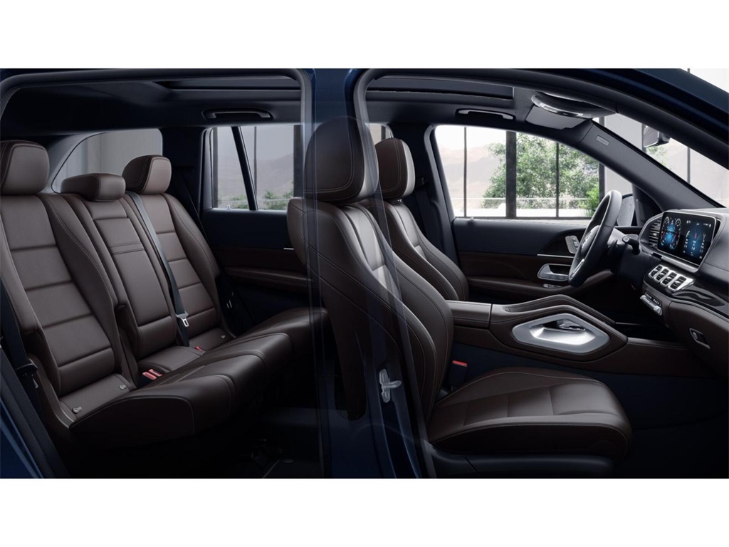 2022 Mercedes Benz GLS 450 4MATIC photo 4