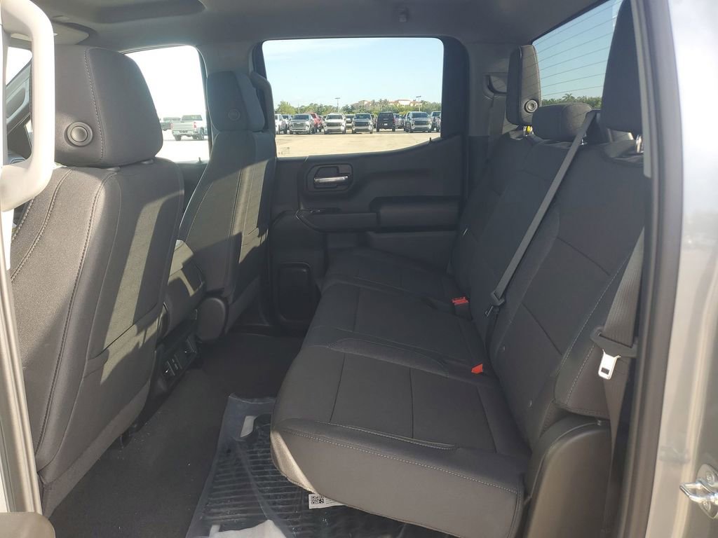 2025 Chevrolet Silverado 1500 Custom photo 22