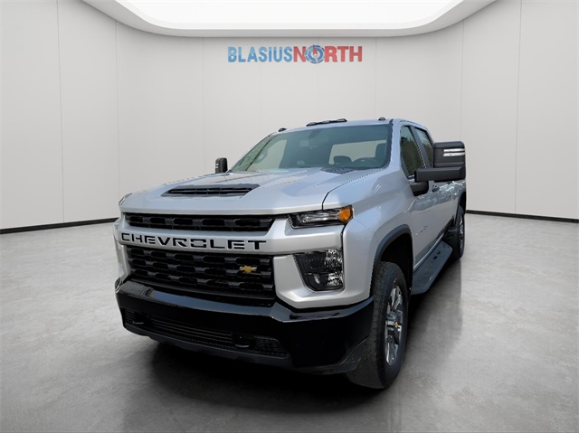 2022 Chevrolet Silverado 2500HD Custom's photo