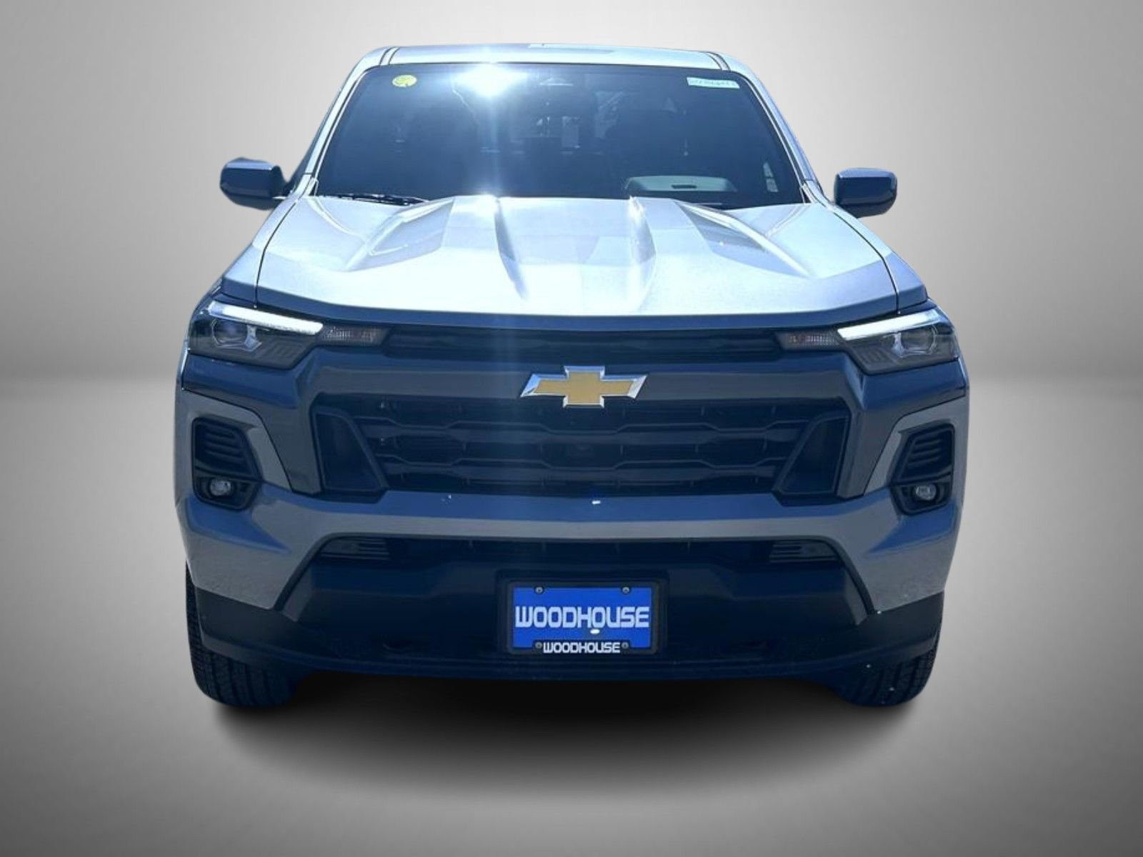 2025 Chevrolet Colorado Work Truck LT photo 2