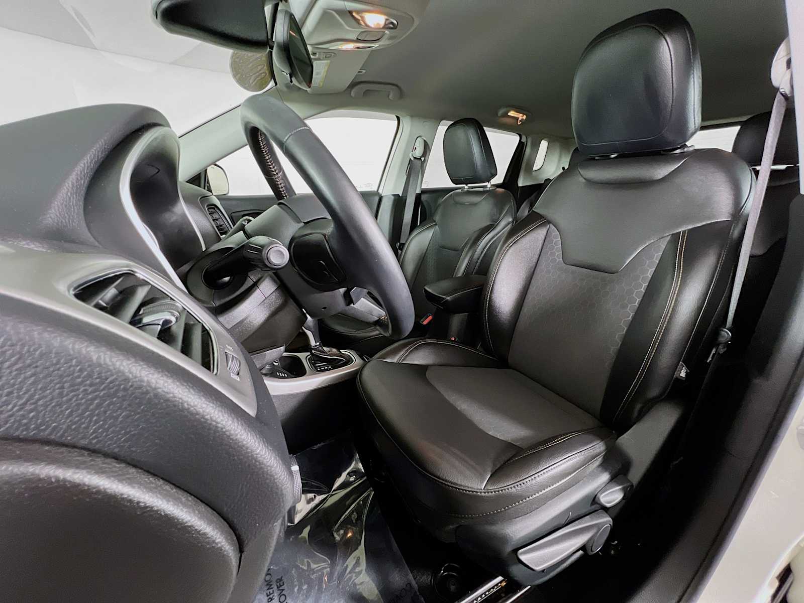 2019 Jeep Compass Latitude photo 15