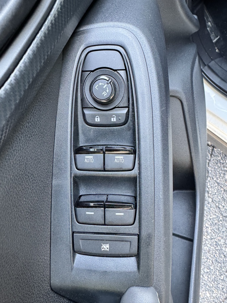 2024 Subaru Crosstrek Premium photo 10