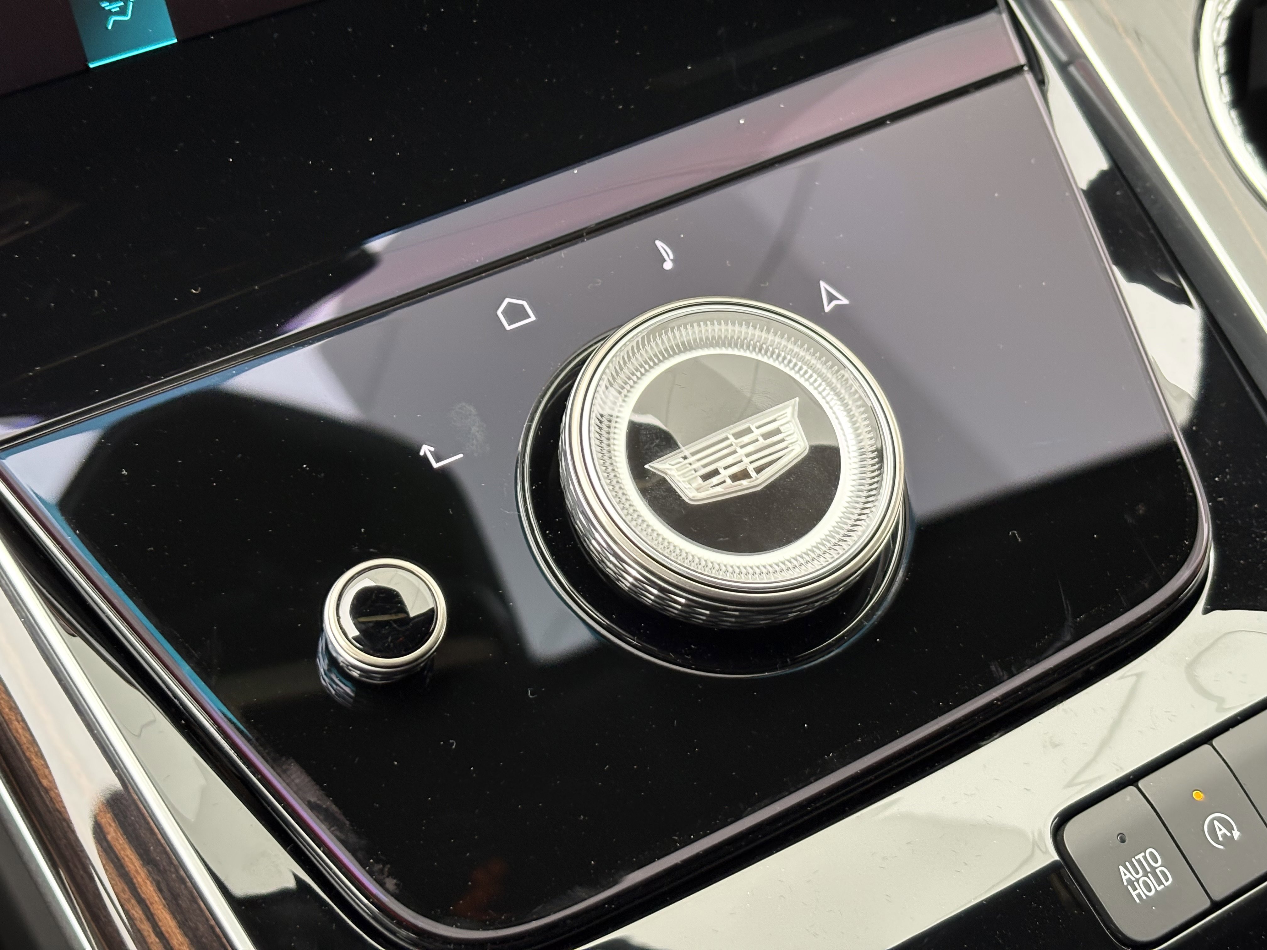 2025 Cadillac Escalade Premium Luxury photo 10