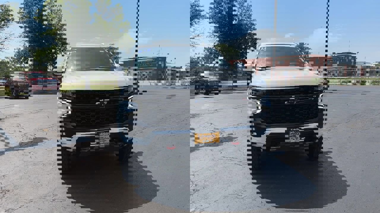 2023 Chevrolet Tahoe Z71 photo 3