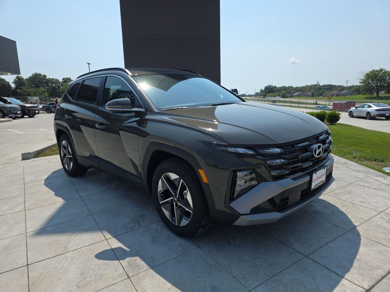 2025 Hyundai Tucson SEL Convenience photo 2