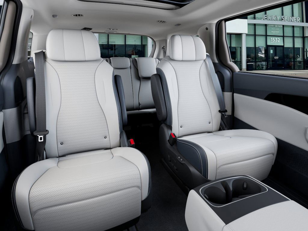 2025 Kia Carnival SX Prestige photo 16
