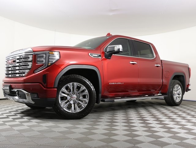 2023 GMC Sierra Denali's photo