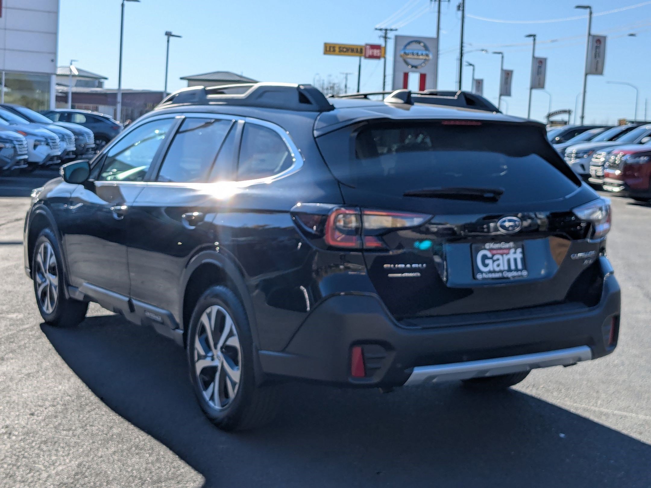 2022 Subaru Outback Limited XT photo 4