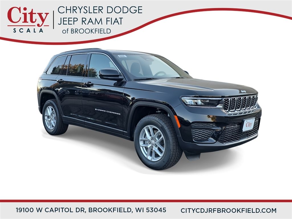 2025 Jeep Grand Cherokee Laredo's photo