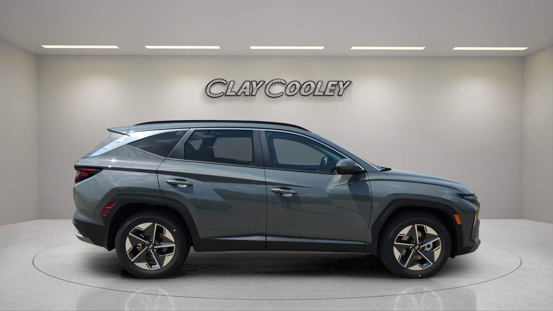 2026 Hyundai Tucson SEL photo 2