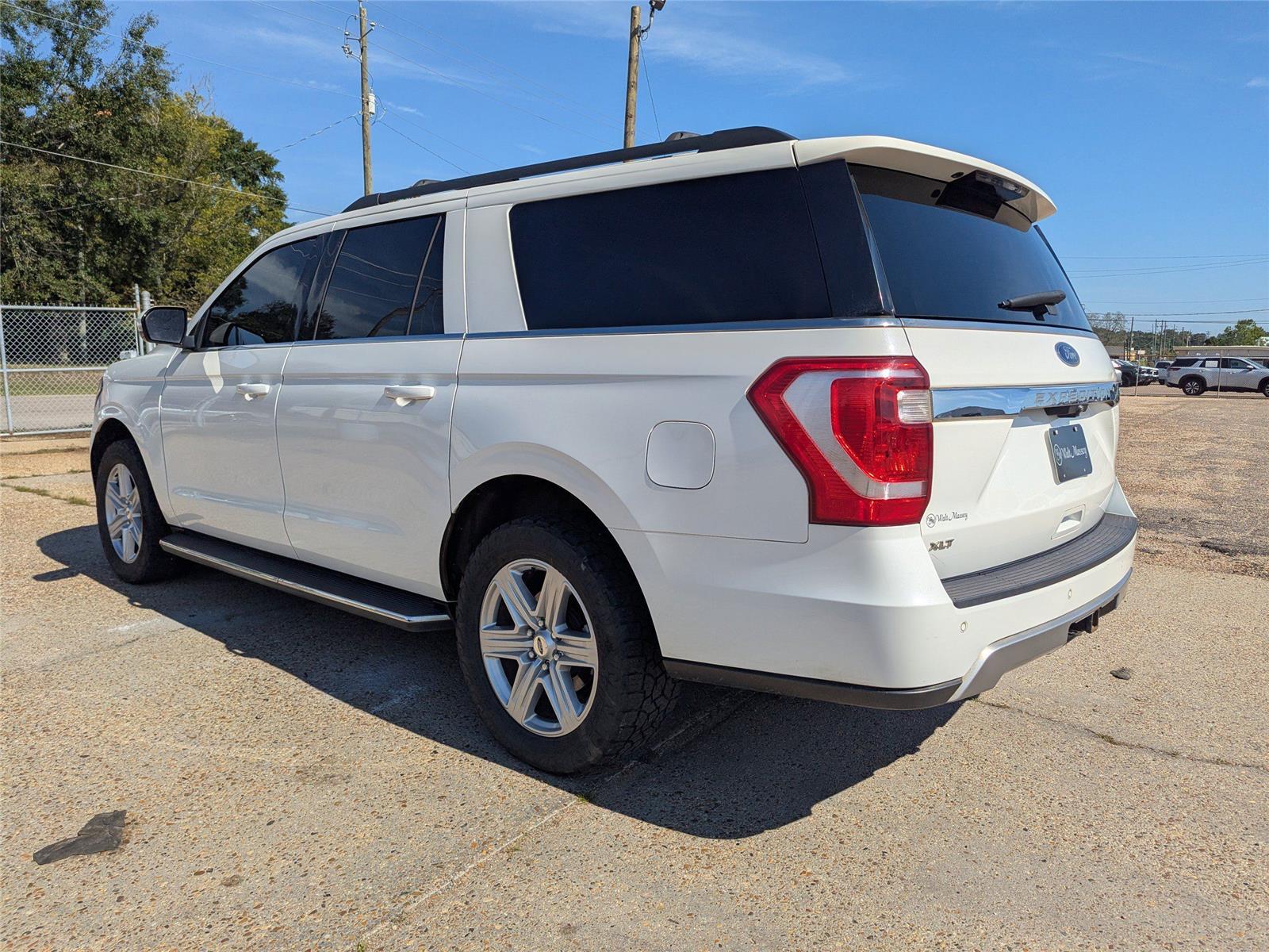 2020 Ford Expedition MAX XLT photo 3