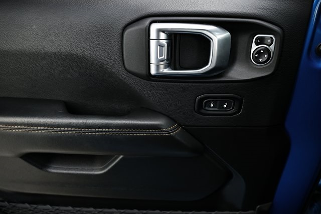 2024 Jeep Wrangler Sahara photo 24