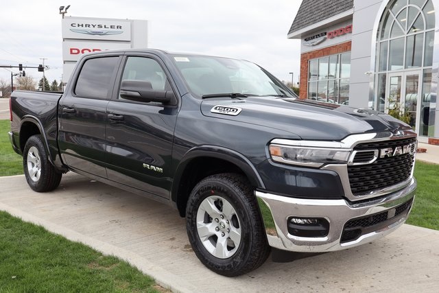 2025 Ram 1500 Big Horn photo 2