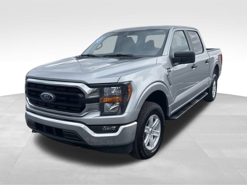 2023 Ford F-150 XLT photo 2