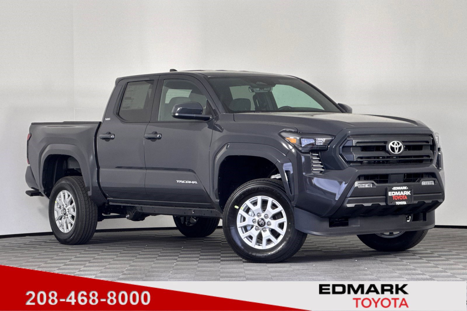 2025 Toyota Tacoma SR5's photo