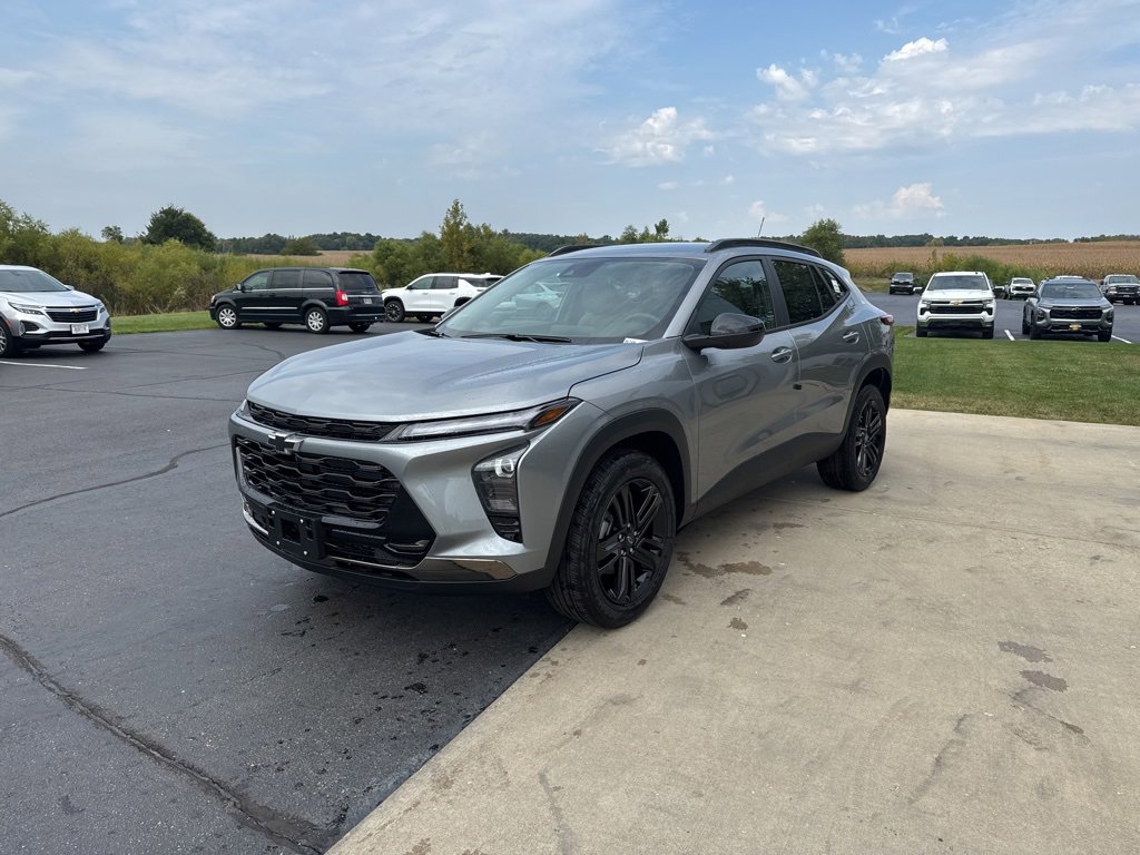 2026 Chevrolet Trax ACTIV photo 2