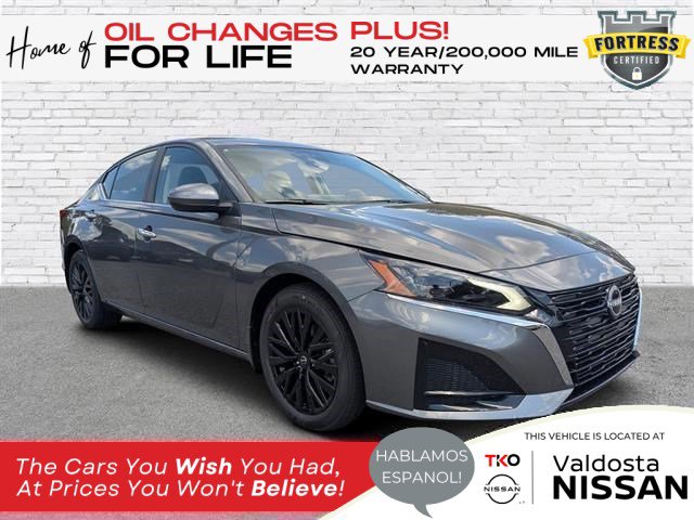 2025 Nissan Altima SV's photo