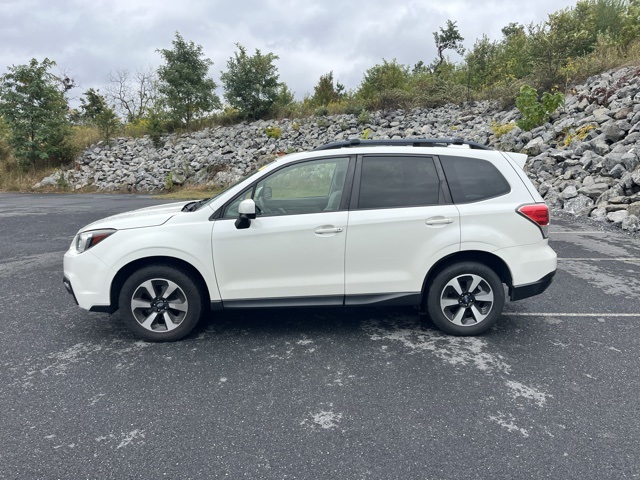 2017 Subaru Forester 2.5i photo 4