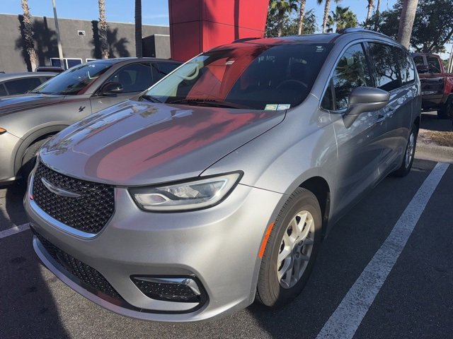 2021 Chrysler Pacifica Touring L's photo