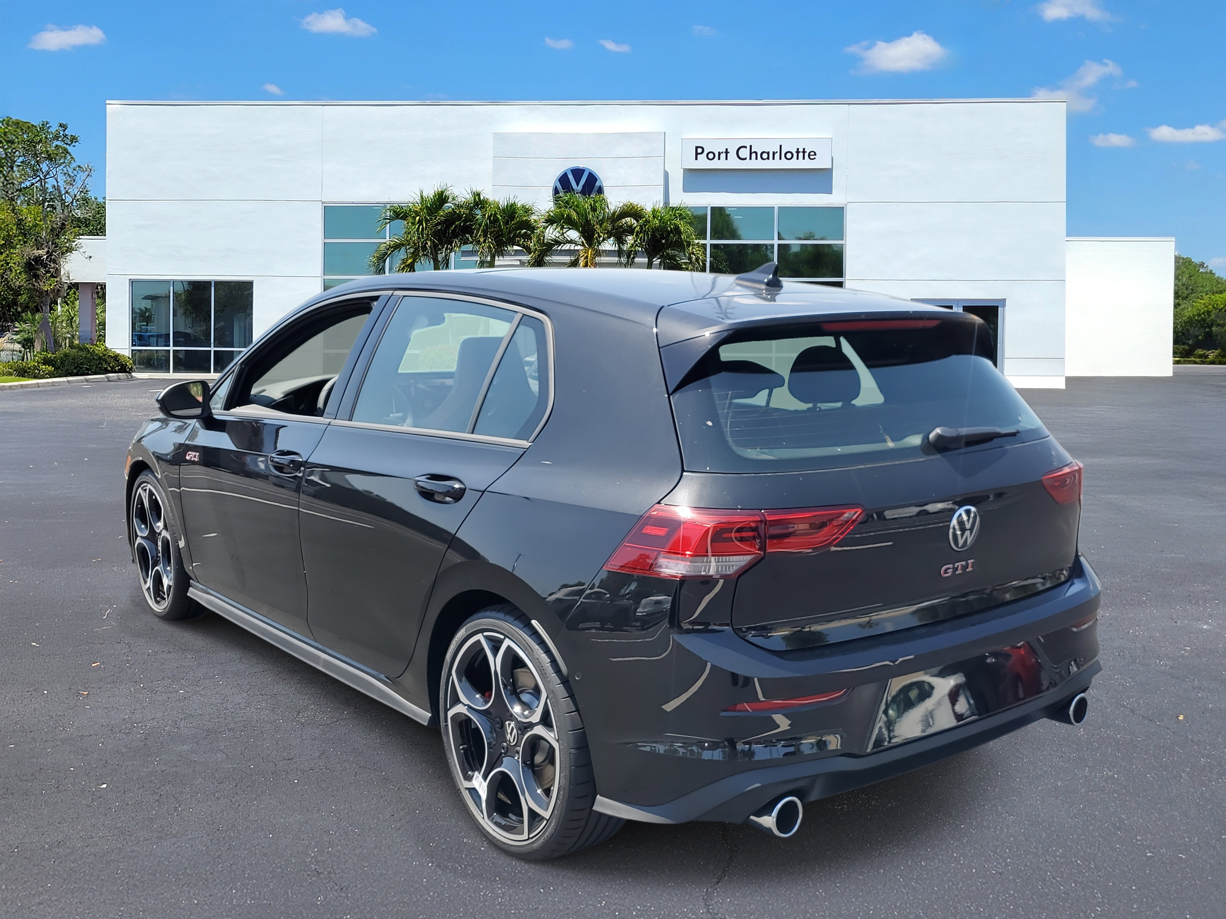 2025 Volkswagen Golf GTI Autobahn photo 3