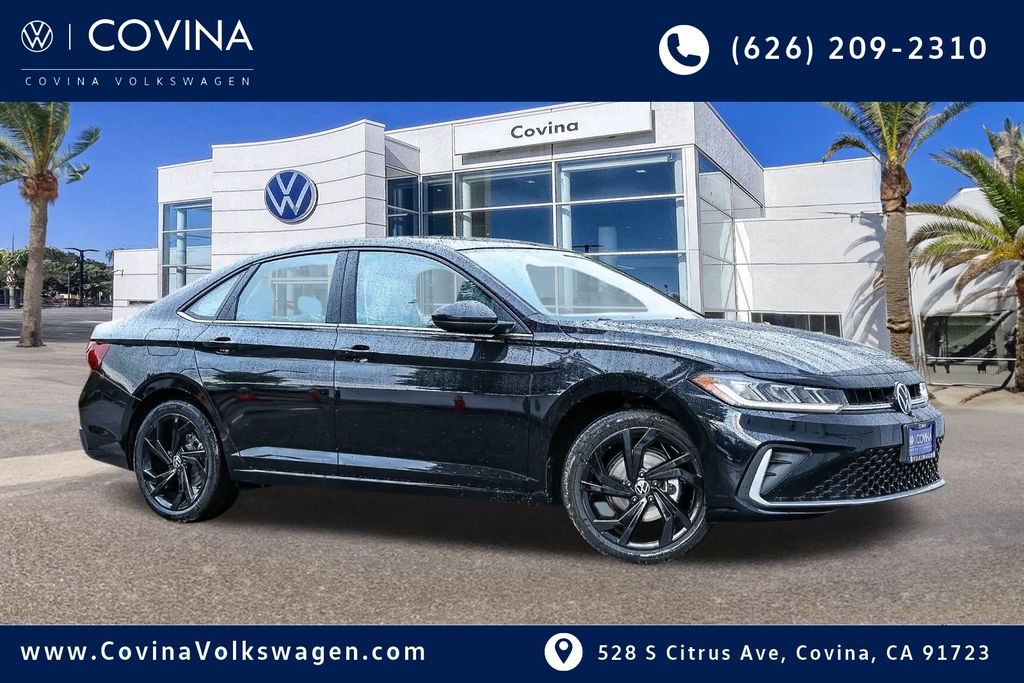 2026 Volkswagen Jetta SE's photo