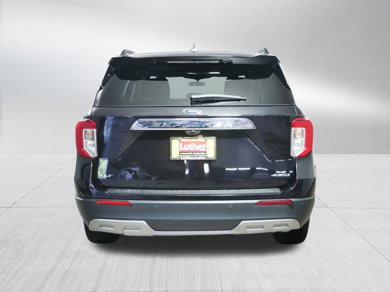2023 Ford Explorer XLT photo 6