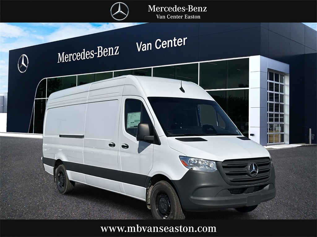 2025 Mercedes-Benz Sprinter Cargo Van Base's photo