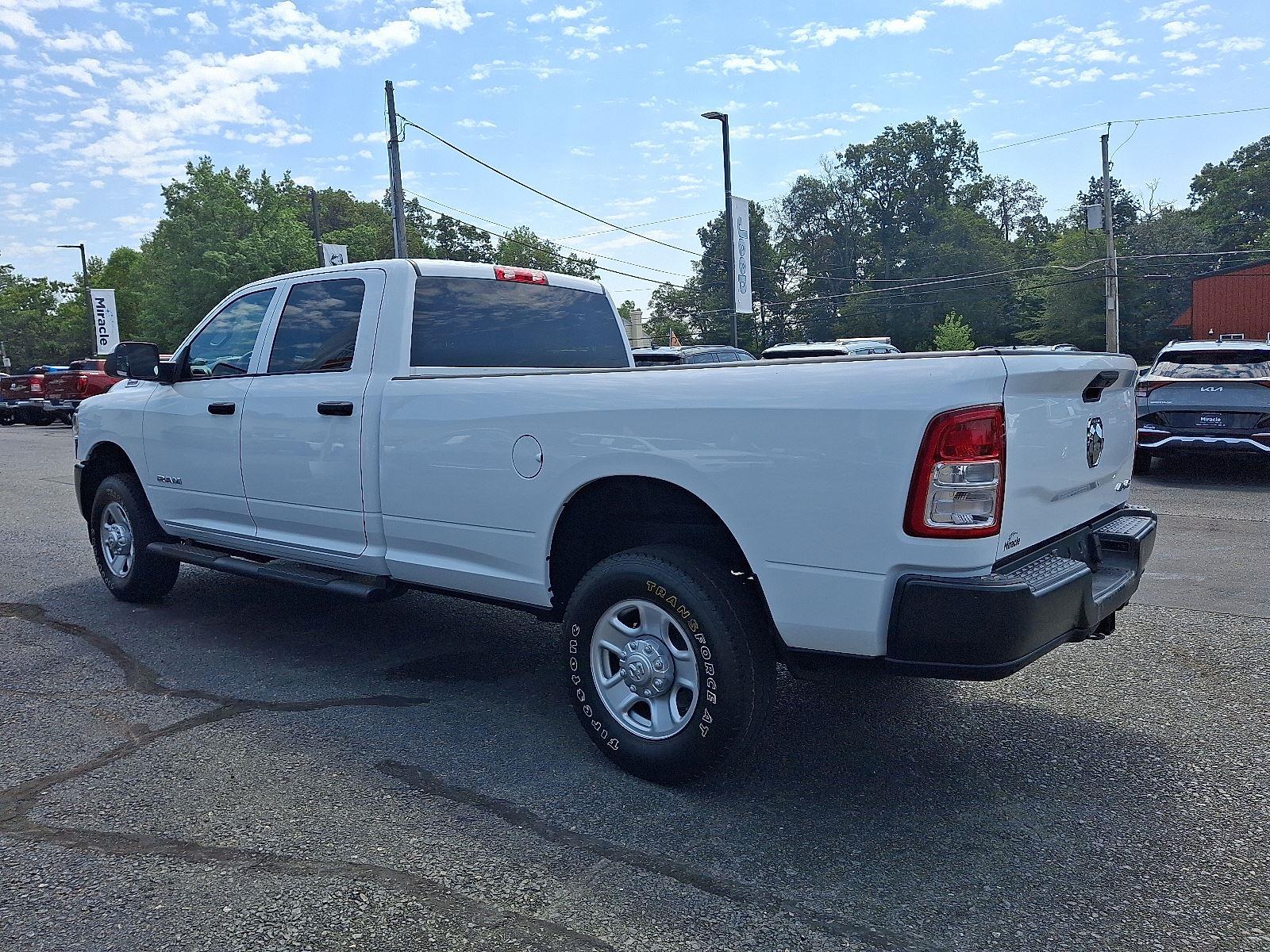 2022 Ram 2500 Tradesman photo 5