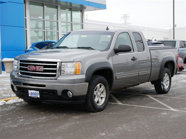 Used 2013 GMC Sierra 1500 SLE with VIN 1GTR2VE70DZ104686 for sale in Roseville, Minnesota