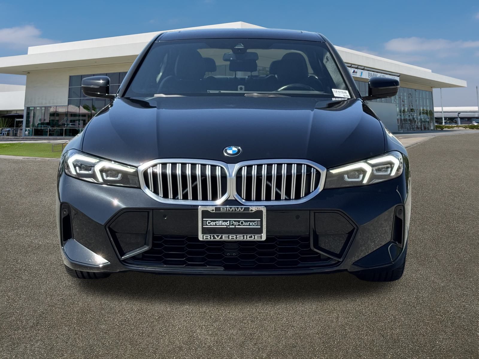 2023 Bmw 330i photo 2