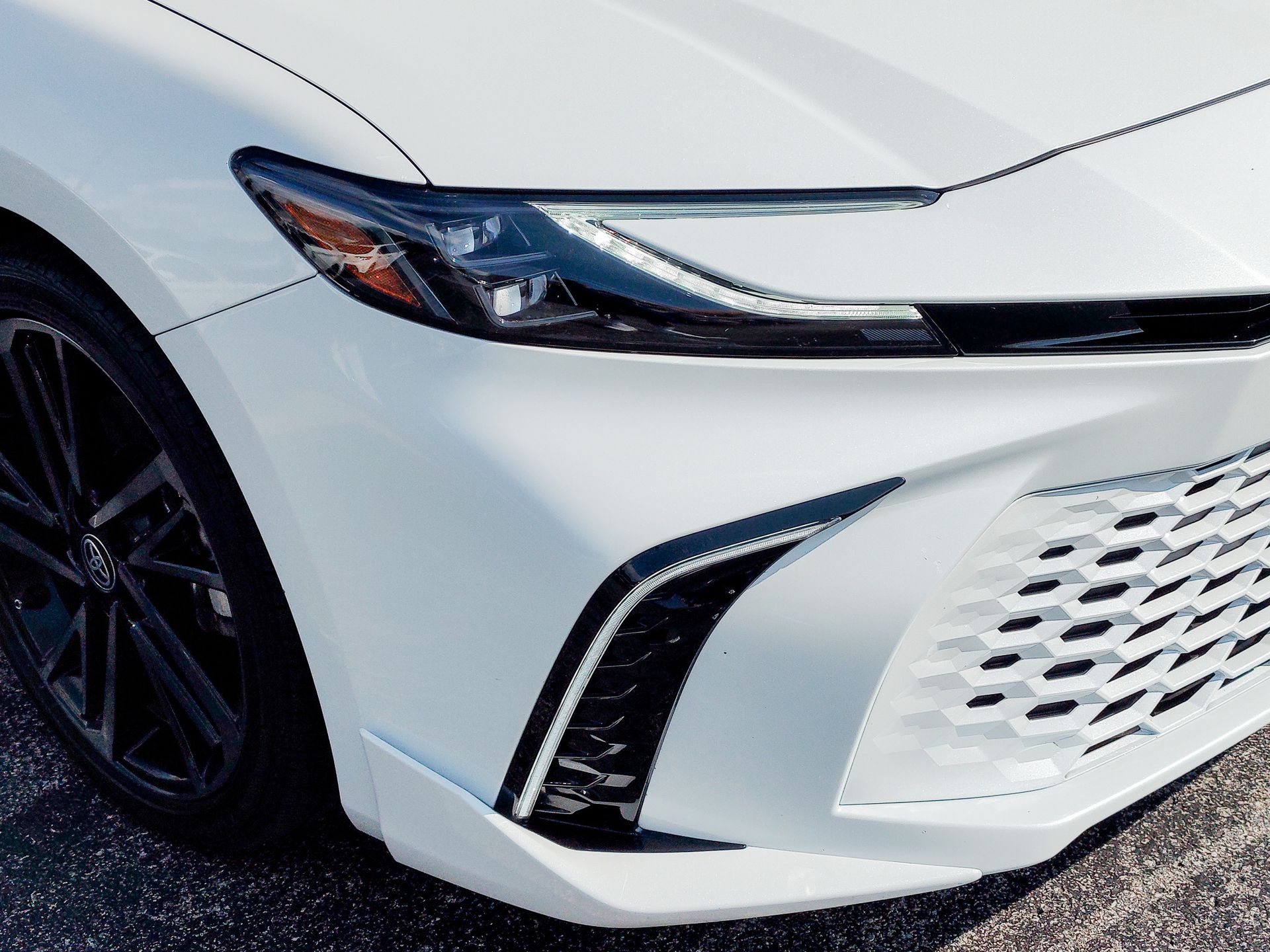 2025 Toyota Camry XSE photo 20
