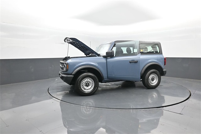 2025 Ford Bronco Base photo 32