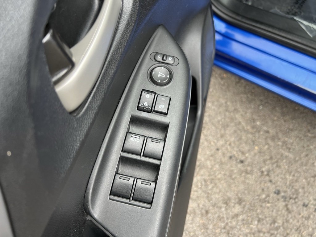 2017 Honda Fit LX photo 10