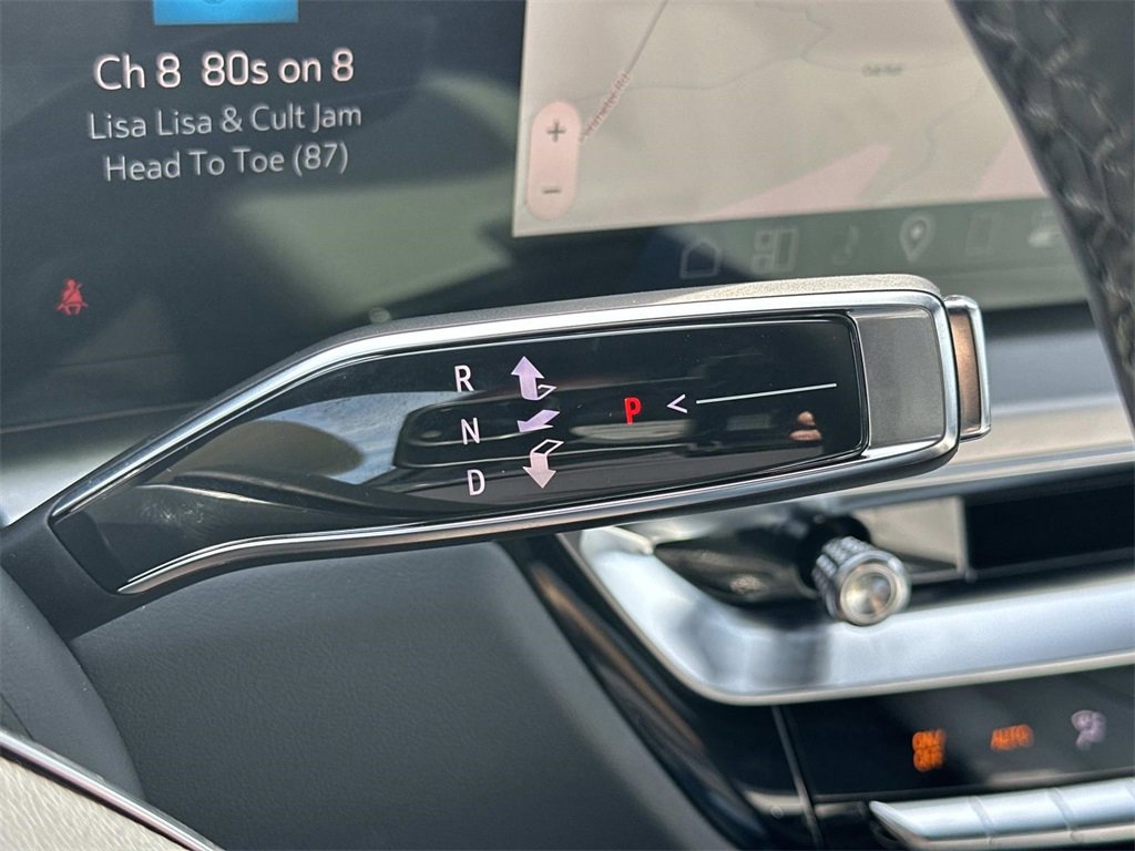2026 Cadillac Lyriq Luxury photo 15
