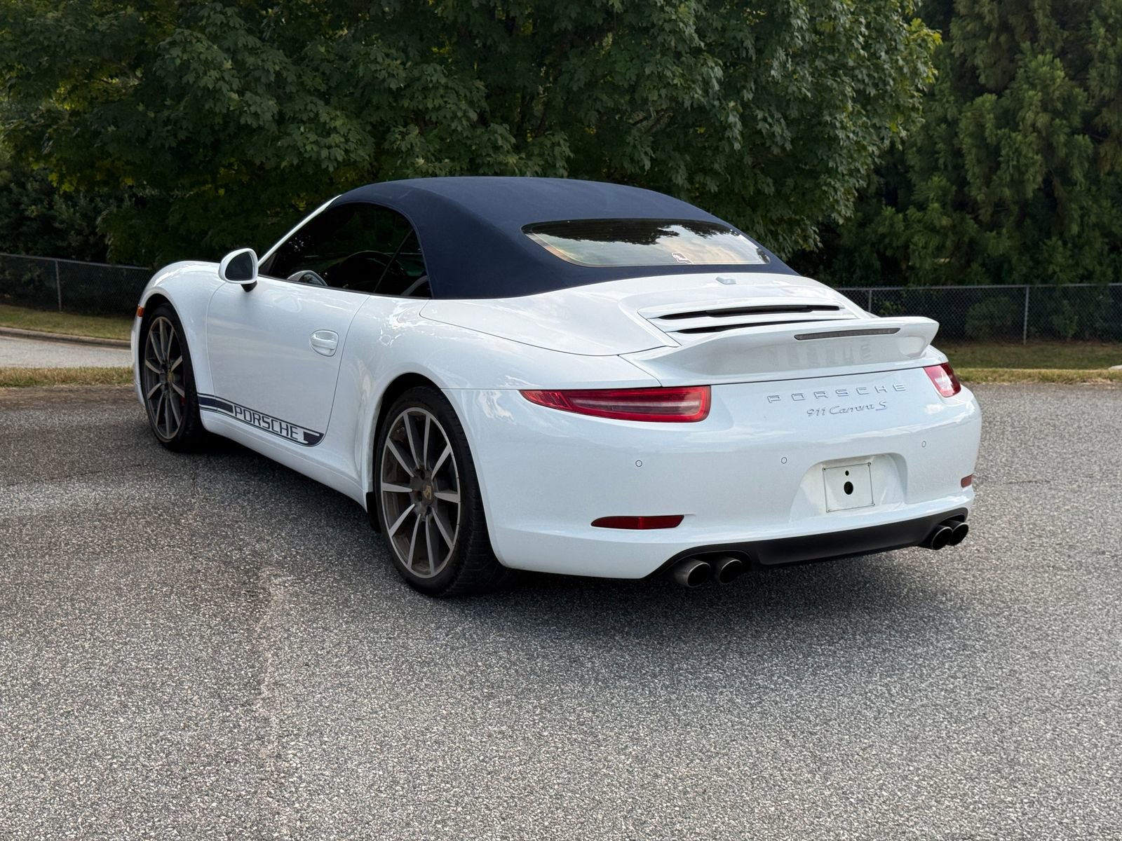 2013 Porsche 911 S Cabriolet photo 3