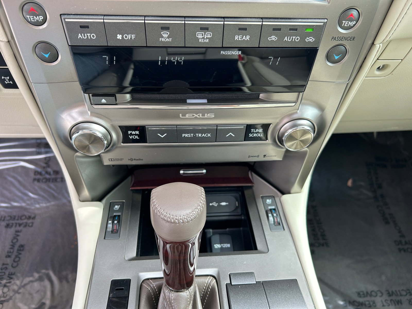 2015 Lexus GX 460 Premium photo 24