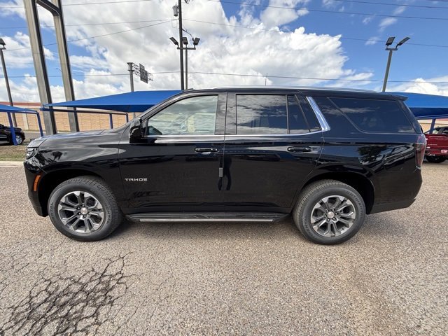2025 Chevrolet Tahoe LS photo 3