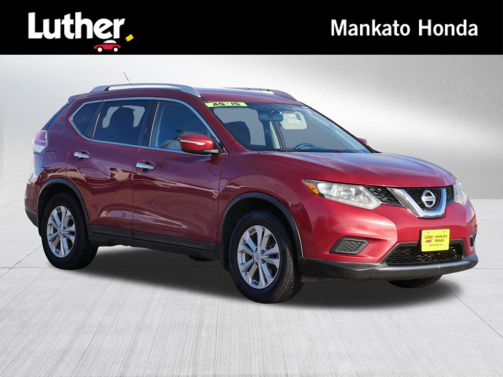 2015 Nissan Rogue SV's photo