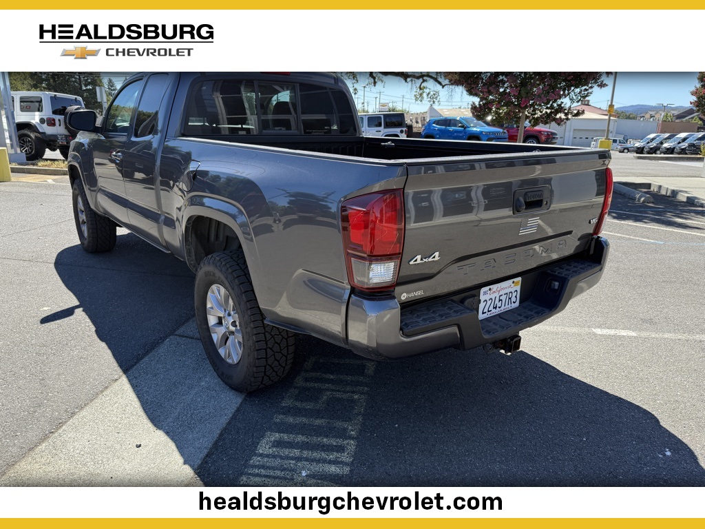 2023 Toyota Tacoma SR photo 2