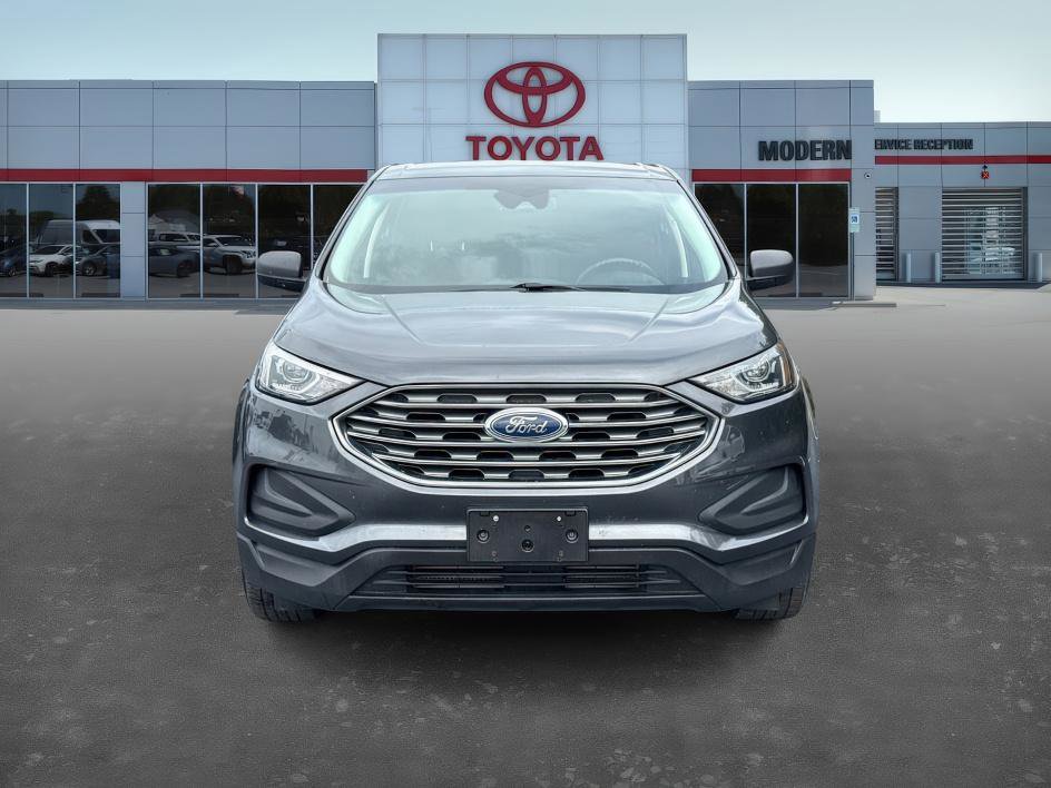 2019 Ford Edge SE photo 2