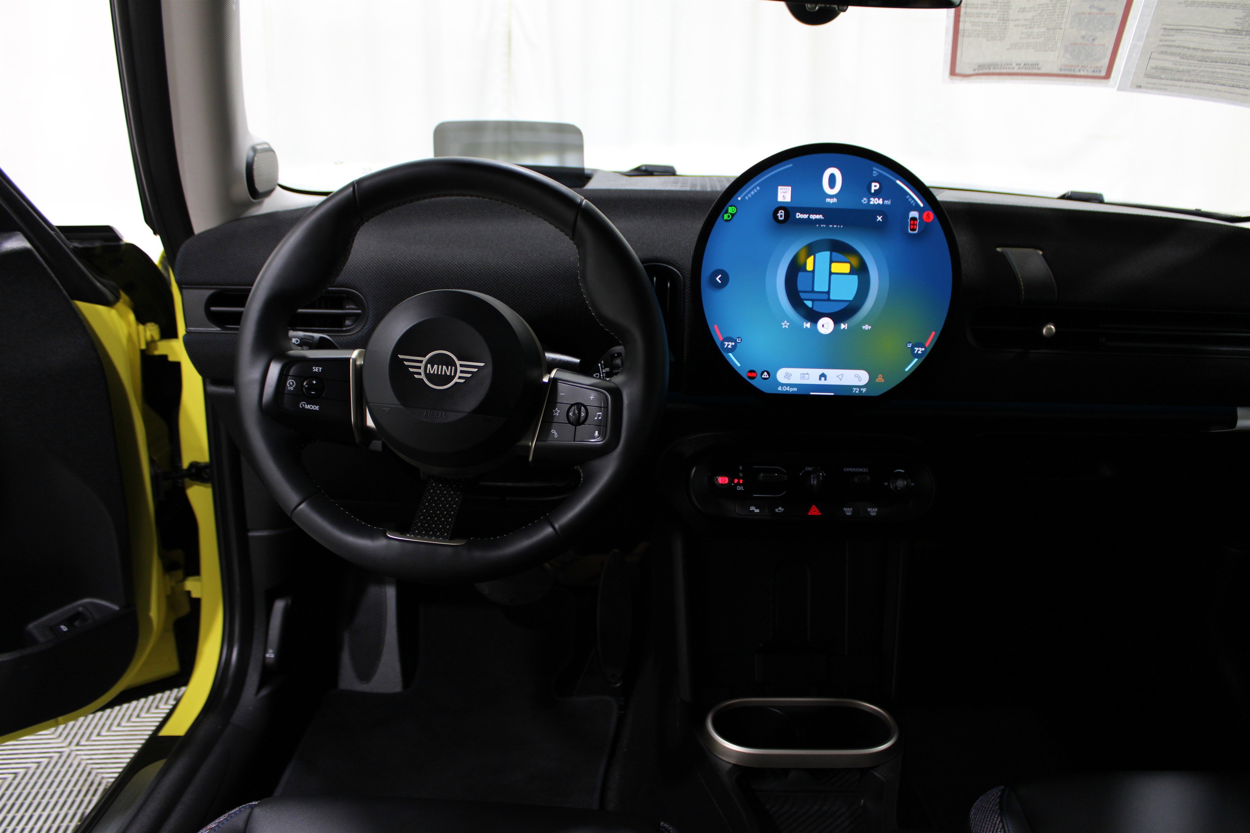 2025 Mini Cooper Hardtop S photo 2