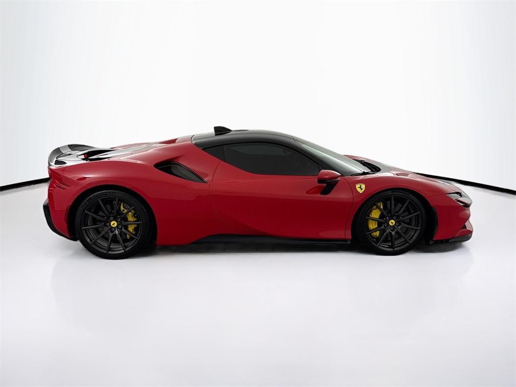 2022 Ferrari SF90 Stradale Base photo 4