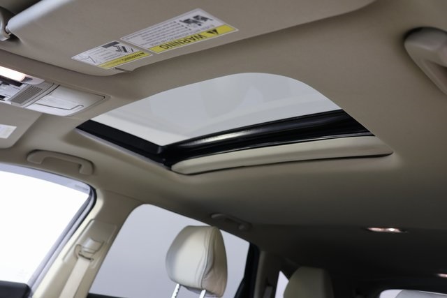 2020 Acura MDX SH-AWD photo 17