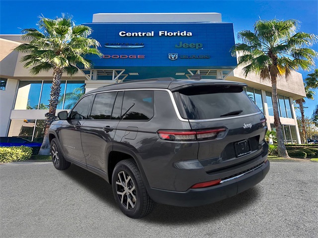 2025 Jeep Grand Cherokee Limited photo 5