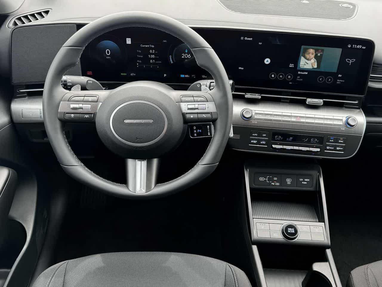 2025 Hyundai Kona Electric SEL photo 4